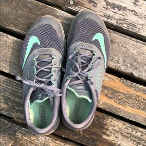 Nike Fitsole - Size 9